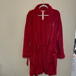 Victoria's Secret Scarlet Plush Robe